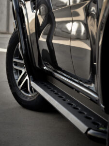 Ford Everest - Ironman Deluxe Bullbar + Side Steps and Rails - Narva EX2 Lights